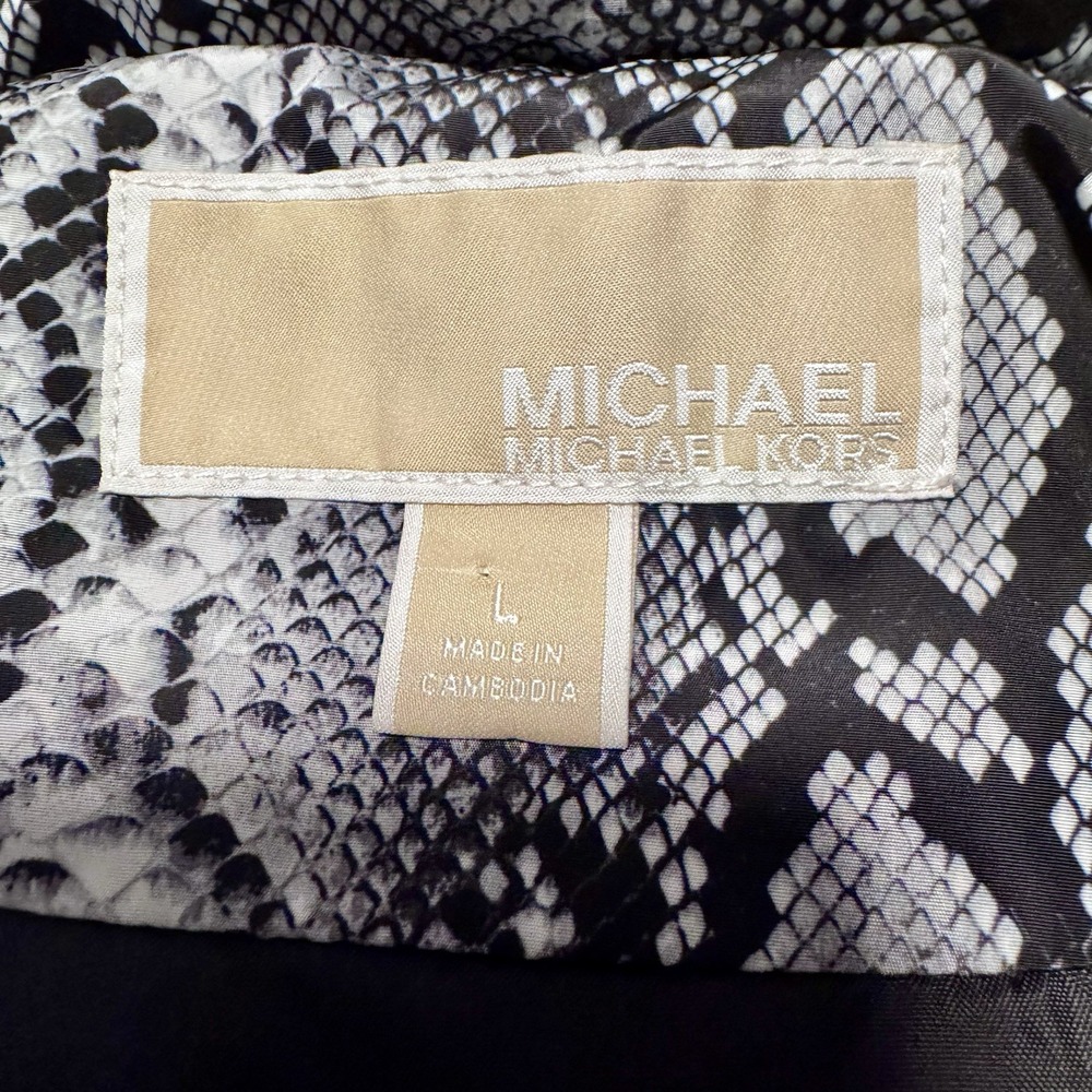 MICHAEL by MICHAEL‎ KORS Black And White Snake Print Quilted Puffer Vest - Picture 10 of 11